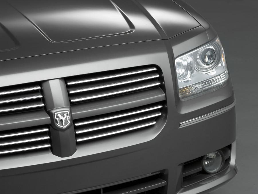  Dodge Magnum 2008 года  (фото 7 из 9)